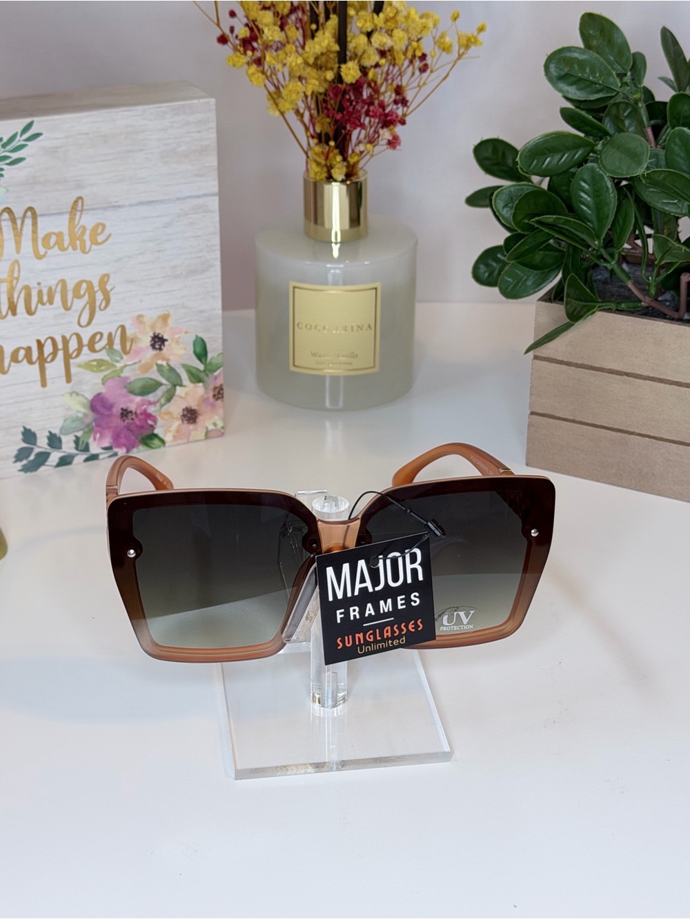 Women's Brown Gradient Square Sunglasses